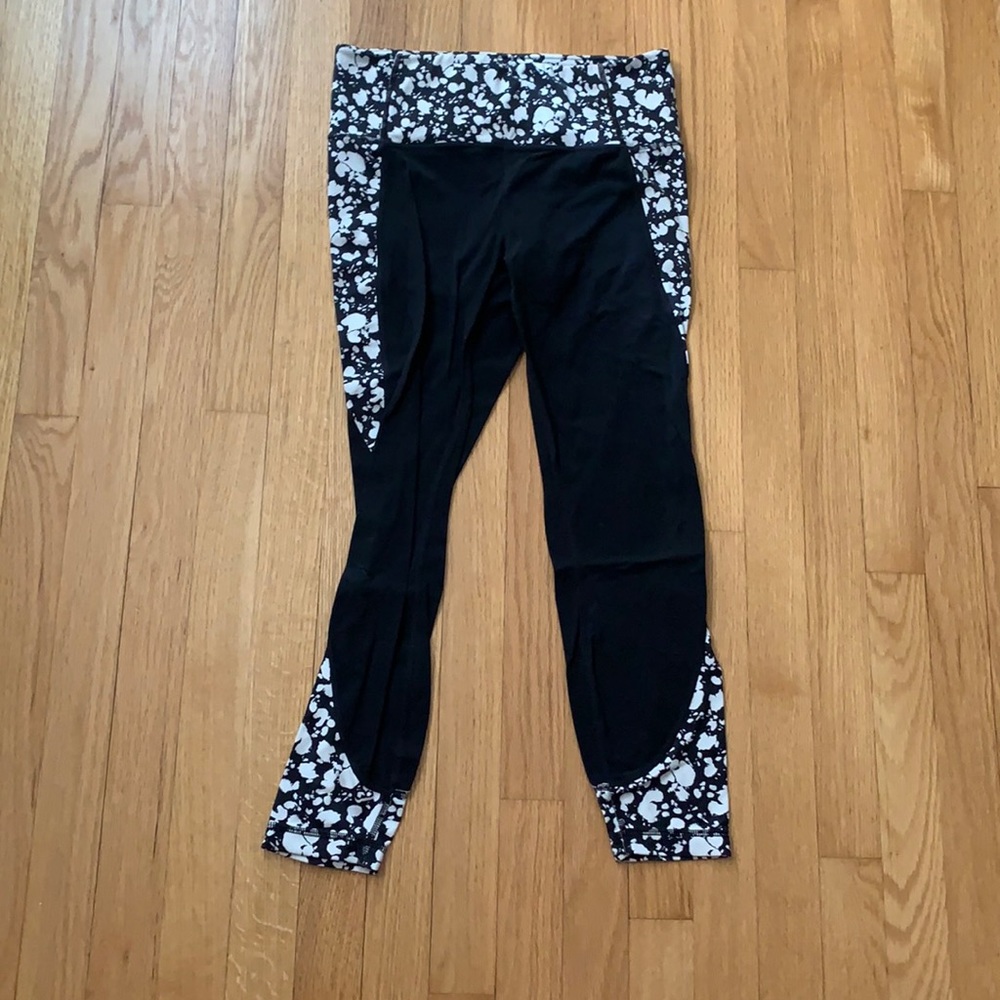 ATHLETA POWER VITA leggings size M